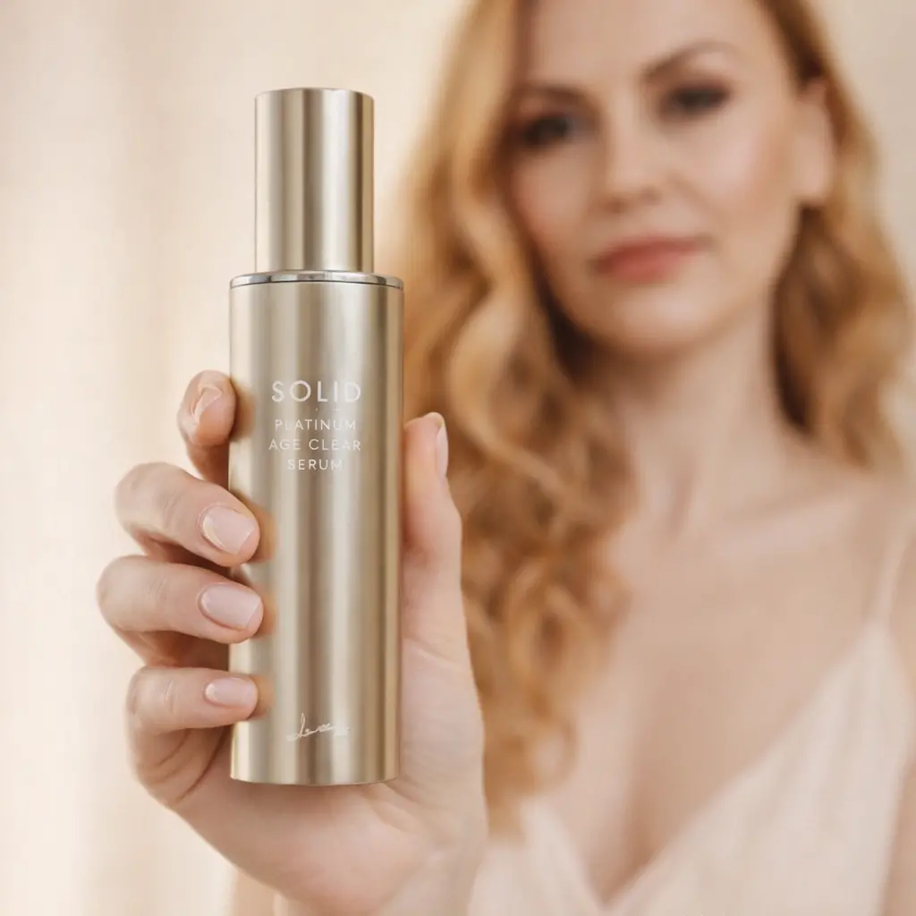Ліфтингова та освітлююча сироватка Solid Platinum Retinolic Lifting Serum 50мл