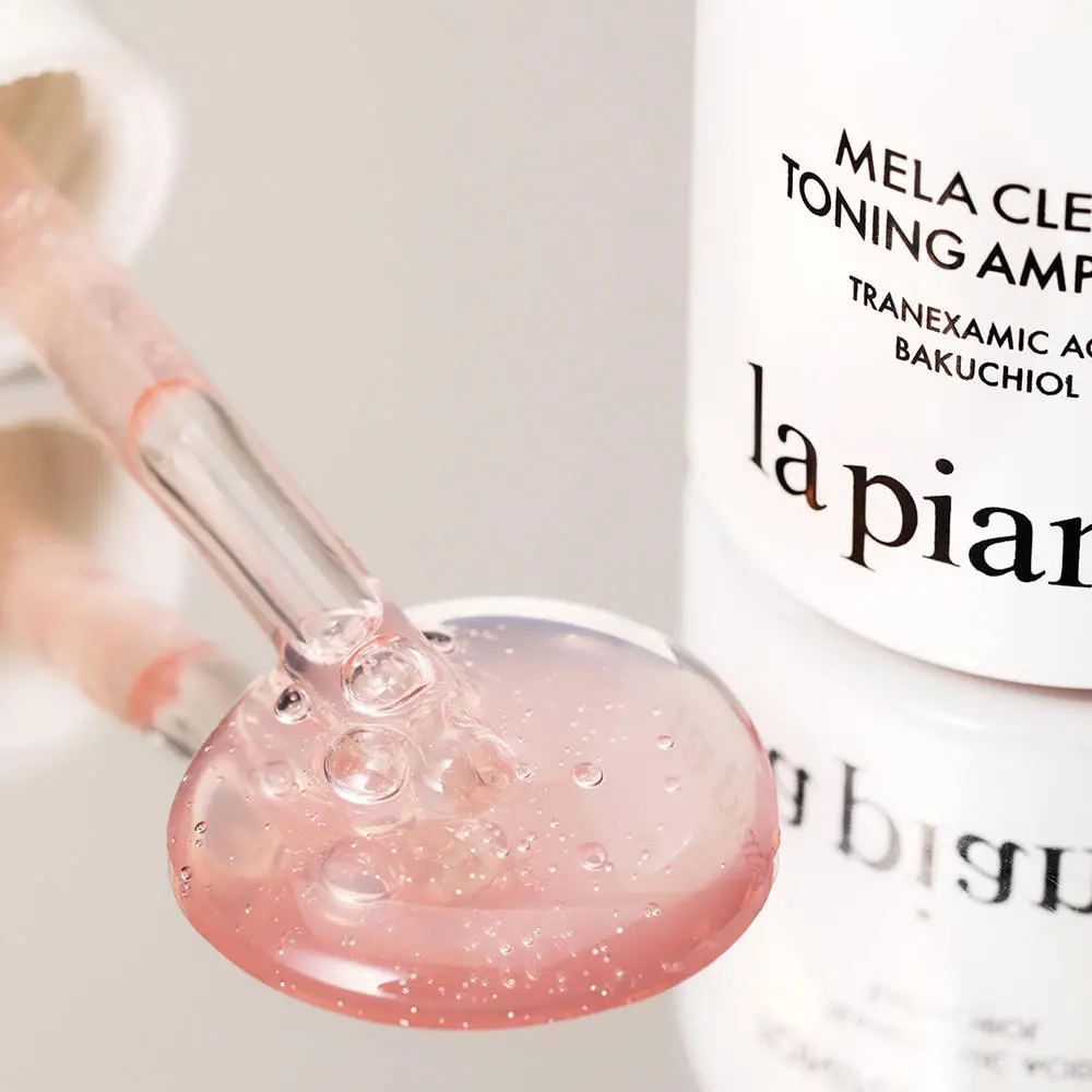 Освітлююча та омолоджуюча сироватка MELA CLEAR TONING AMPOULE 30мл